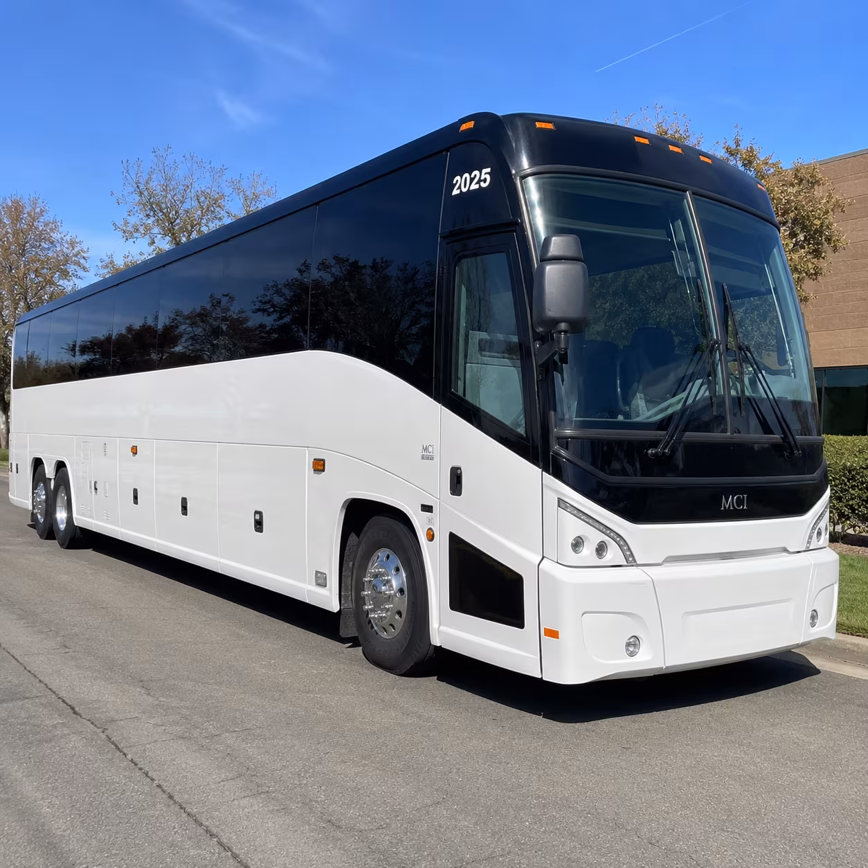 columbia charter bus rental exterior