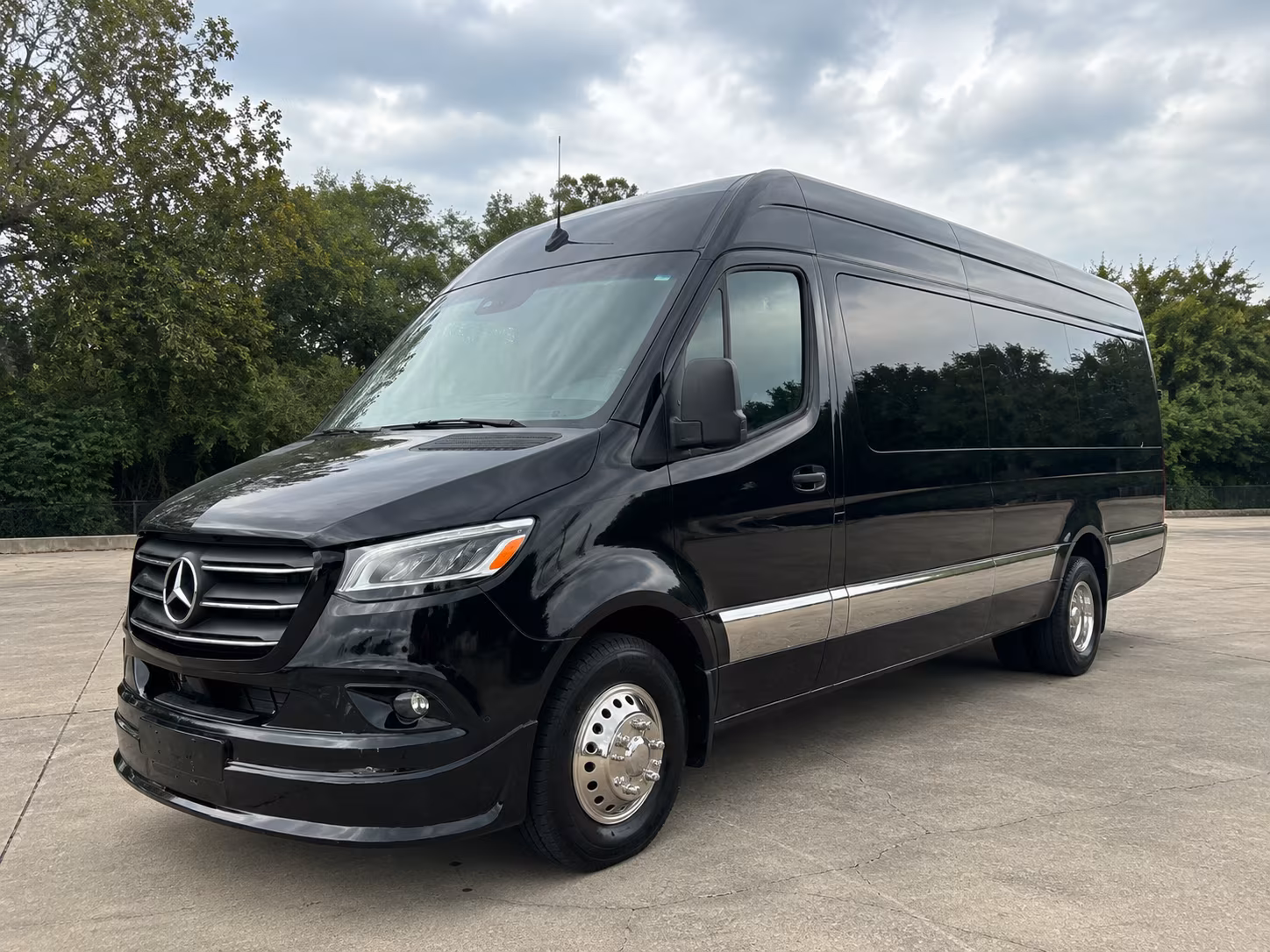 franklin arrange transportation for your franklin wedding