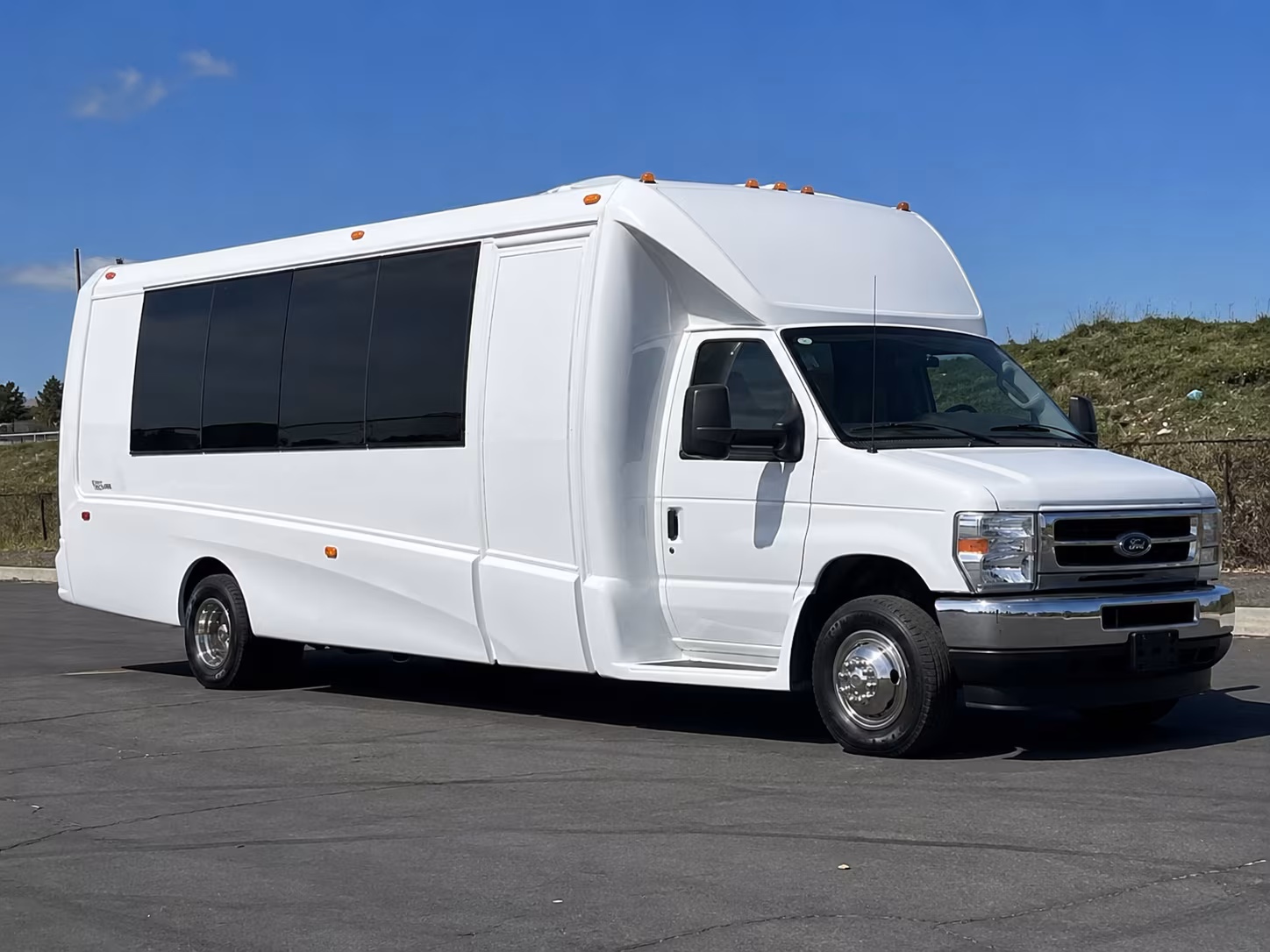 gallatin bus rentals
