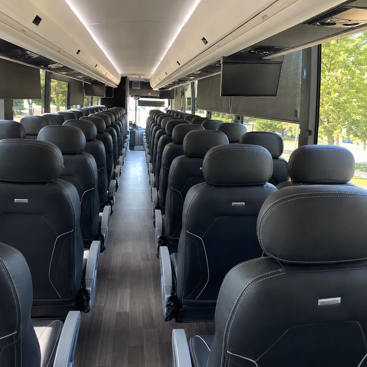 hendersonville book a private charter bus for hendersonville event transportation