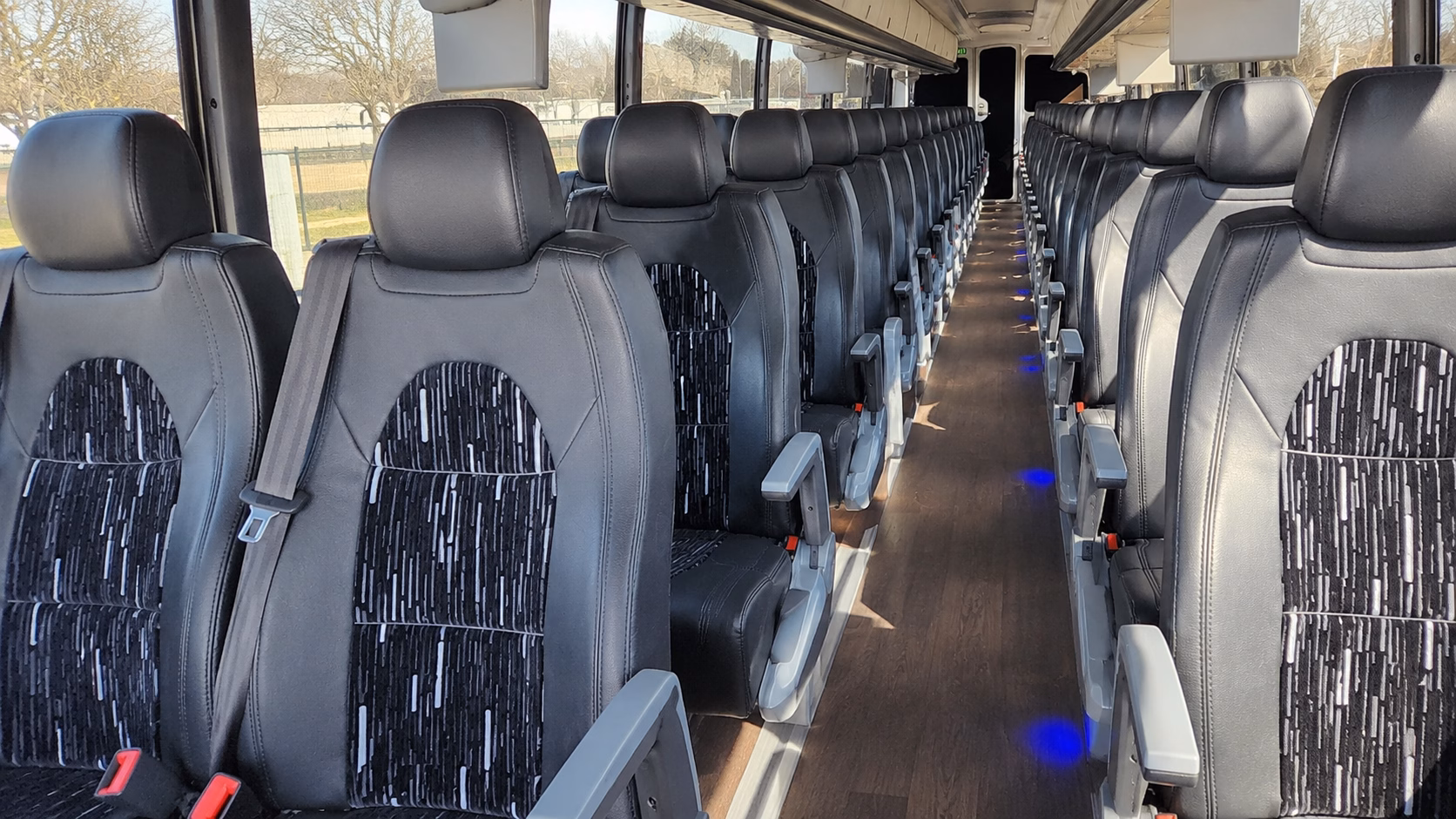 hendersonville group airport transfers in hendersonville