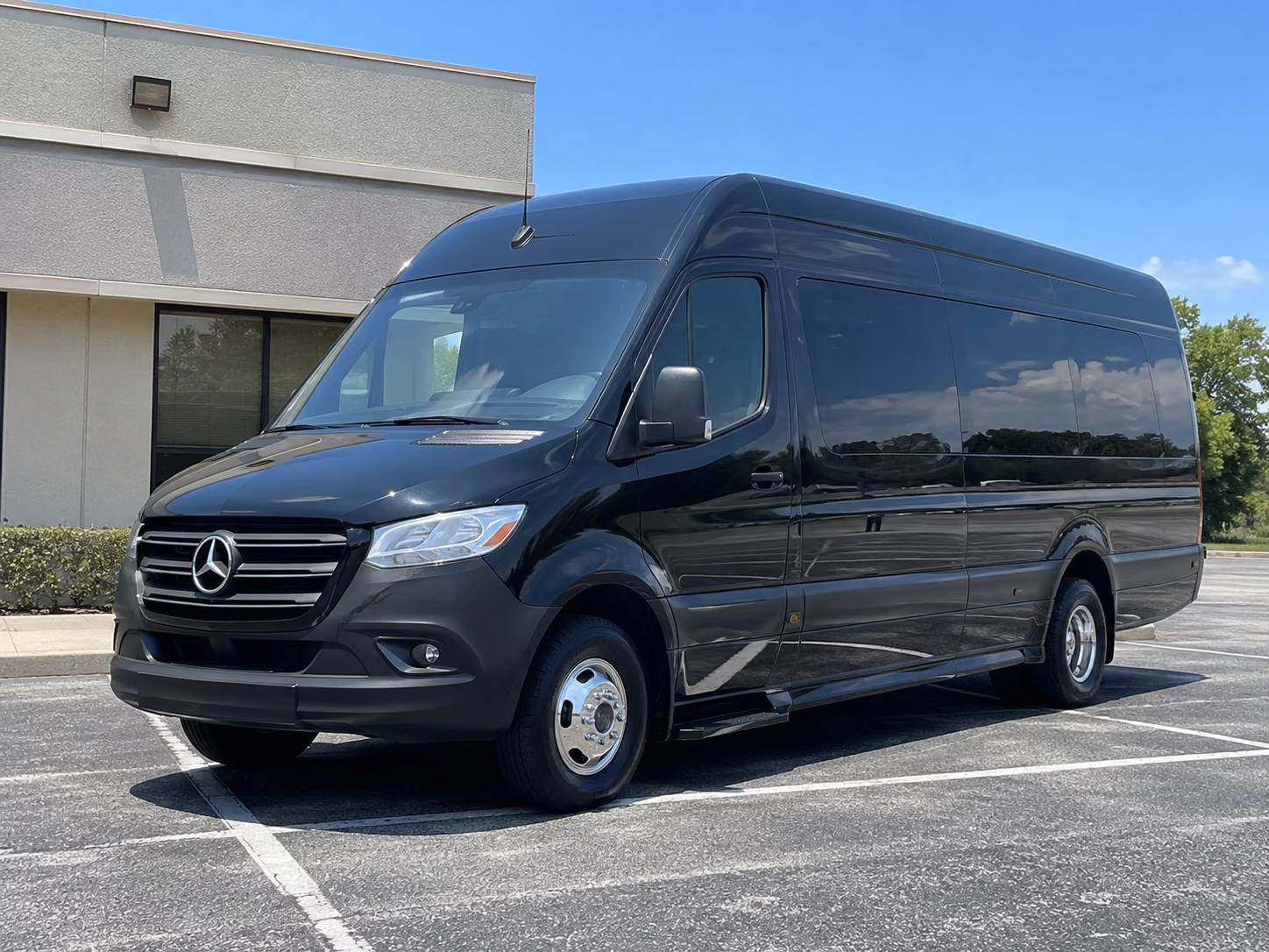 lebanon private shuttles for lebanon sports teams and fan groups