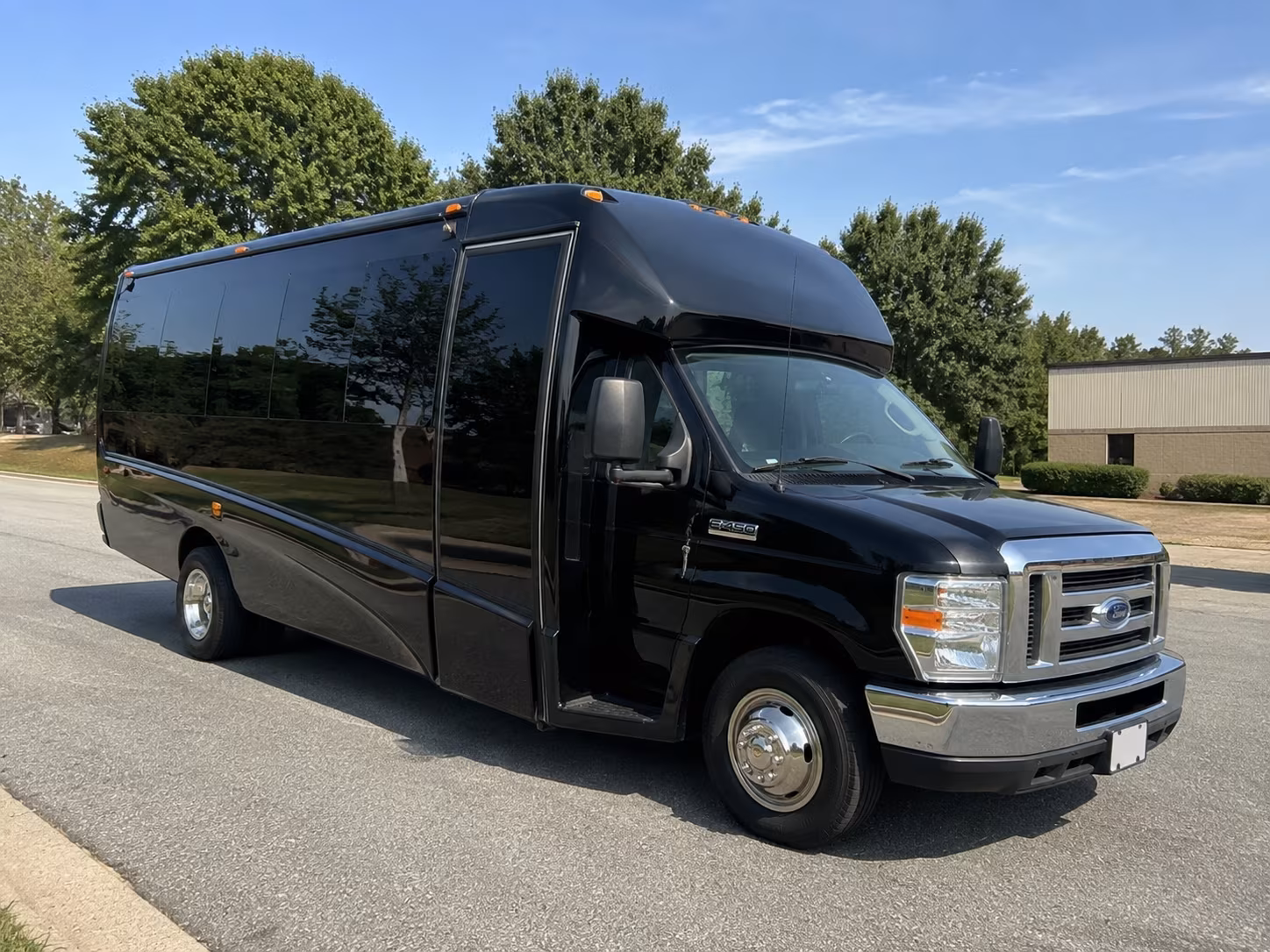 smyrna comfortable shuttles for smyrna employees