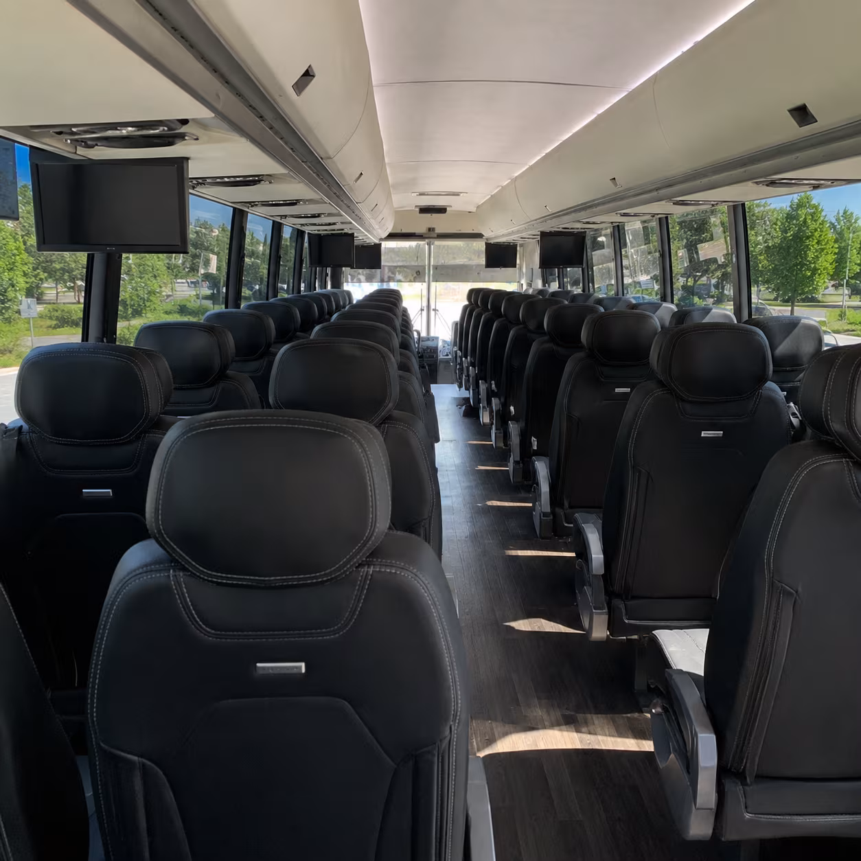 smyrna show up to smyrna concerts in a charter bus