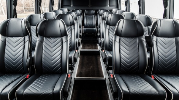 30 passenger minibus rental clarksville